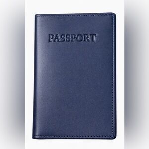 NEW Winn International Nappa Leather Passport Cover - Navy Blue
